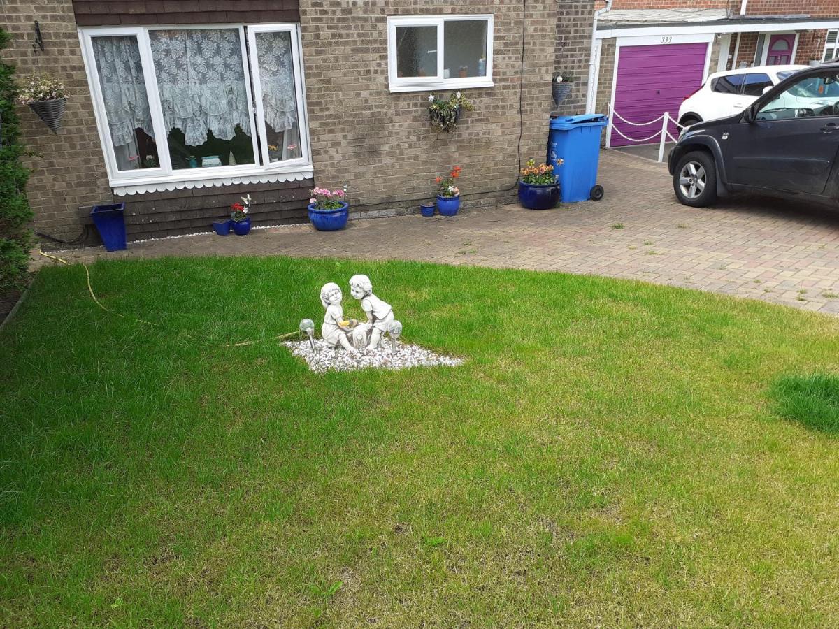 Home From Home Single Or Double Room Netflix Or Virgin Tv Wifi & Free Parking Poole Exterior photo